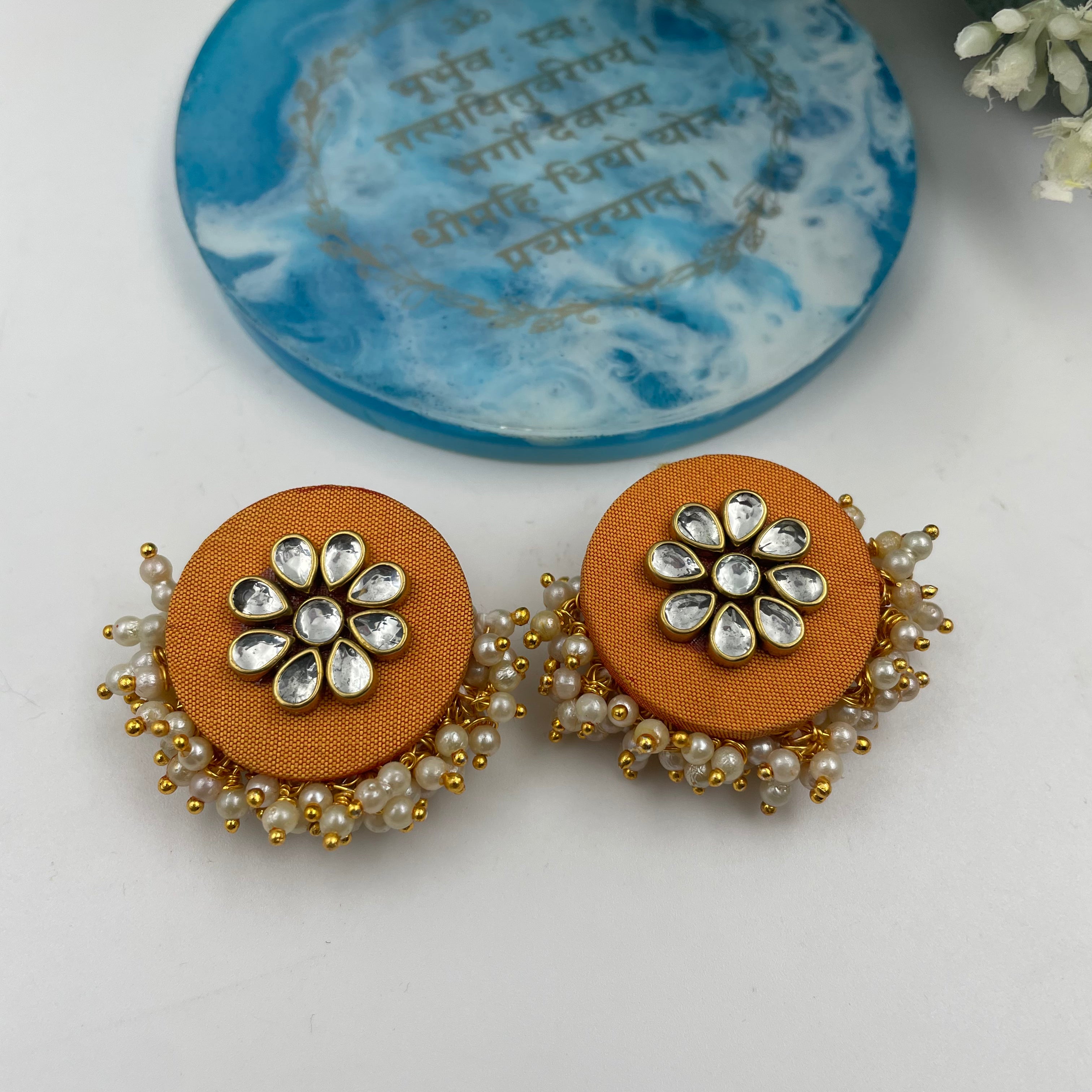 Circular Kundan Pearl Studs