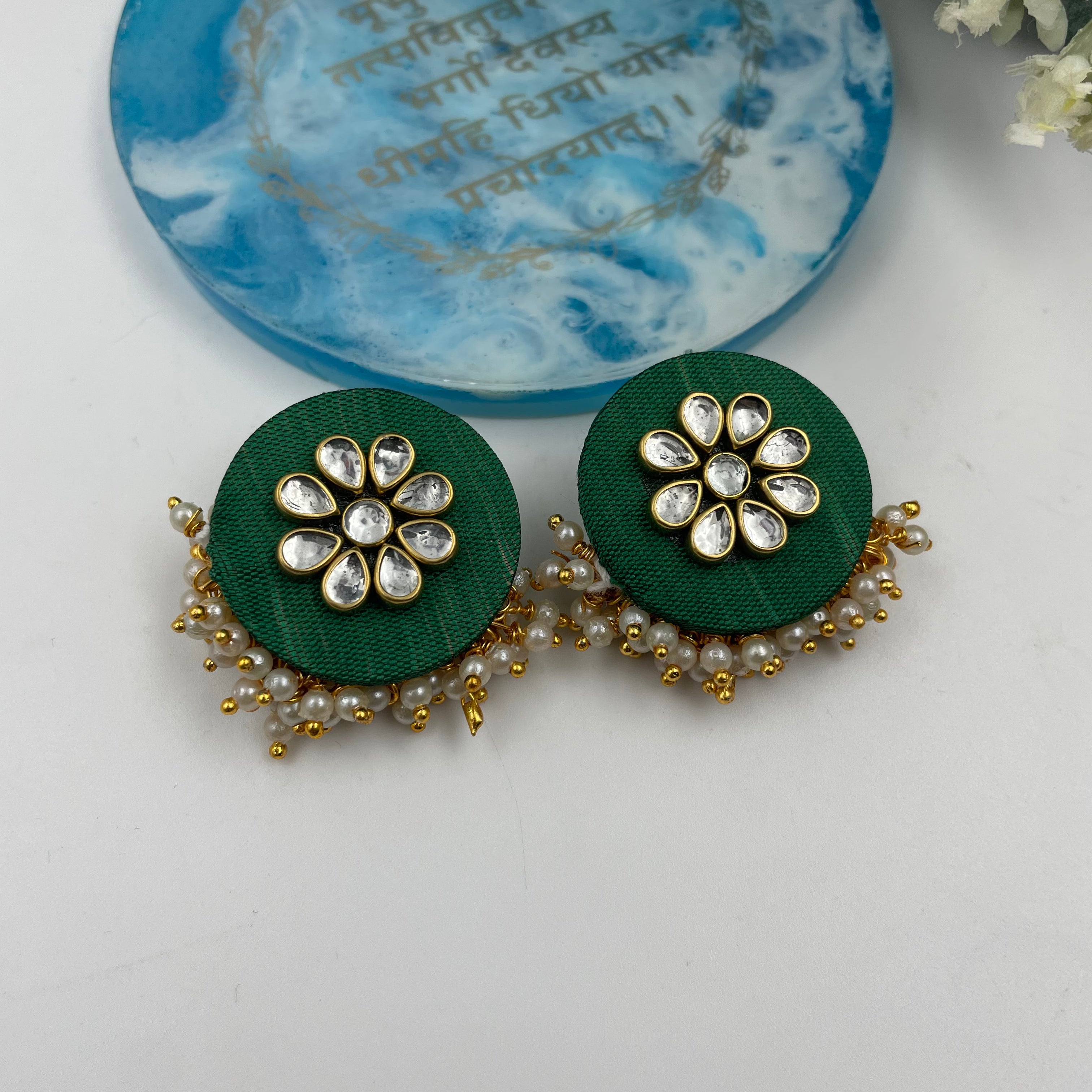 Circular Kundan Pearl Studs
